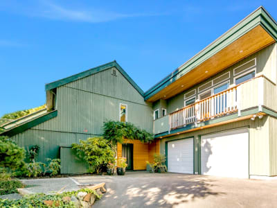 Luxury estate at 45 Sweetwater Place, Lions Bay — photo 1