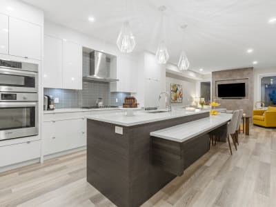 Luxury estate at 4832 21 Ave NW, Calgary, AB — photo 11
