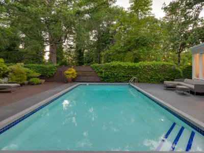 Luxury estate at 2861 Tudor Avenue, Victoria, BC — photo 4