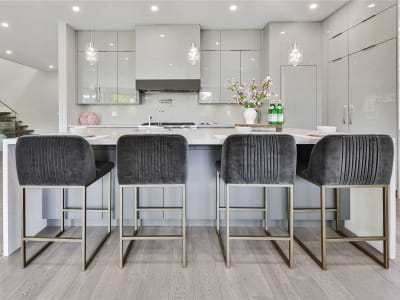 Luxury estate at 9 Minnewawa Road, Mississauga — photo 5