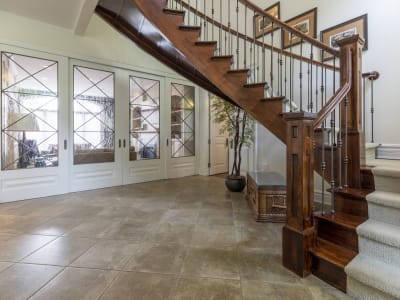 Luxury estate at 115 Rosemary Lane, Ancaster, ON — photo 8