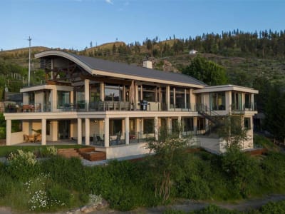 Luxury estate at 5560 Lakeshore Road, Kelowna, BC — photo 42