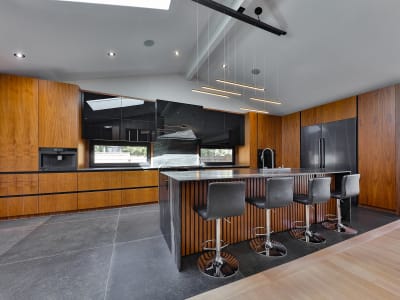 Luxury estate at 621 Sir Richards Road, Mississauga, ON — photo 8