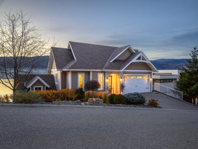 Luxury estate at 2 - 70 Kestrel Place, Vernon, BC — photo 2