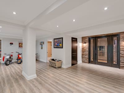 Luxury estate at 140 Ravendale Court, Vaughan, ON — photo 19