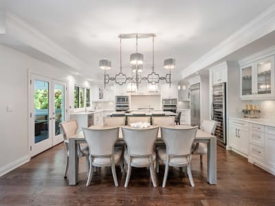 Luxury estate at 3087 Lakeshore Road, Burlington, ON — photo 6