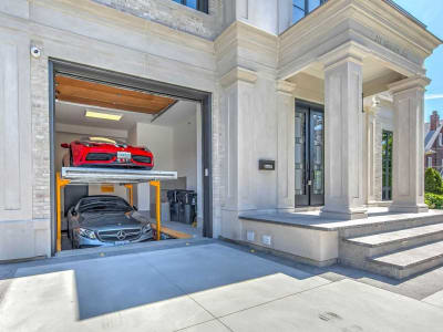Luxury estate at 211 Glencairn Avenue, Toronto — photo 2