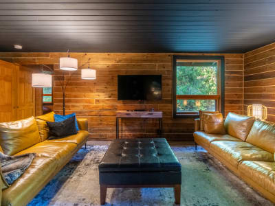 Luxury estate at 1374 Purbrook Road, Bracebridge, ON — photo 7