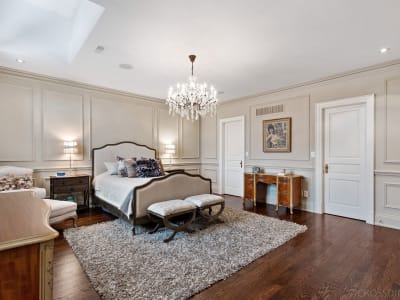 Luxury estate at 21 De Vere Gardens, Toronto, ON — photo 20
