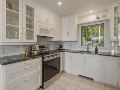 Luxury estate at 326 Rue Bordeleau, Magog, QC — photo 16