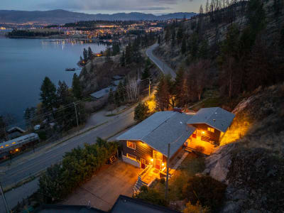 Luxury estate at 1084 Westside Road South, West Kelowna, BC — photo 3