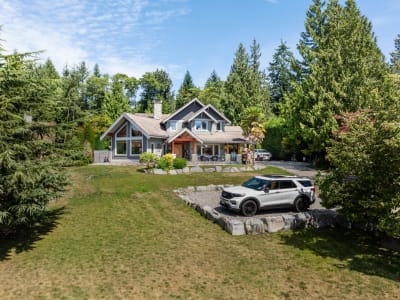 Luxury estate at 1474 Vernon Drive, Gibsons, BC — photo 4