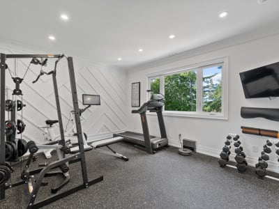 Luxury estate at 1067 Jerseyville Road West, Hamilton, ON — photo 25