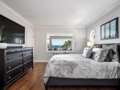 Luxury estate at 14535 Sunset Drive, White Rock, BC — photo 9