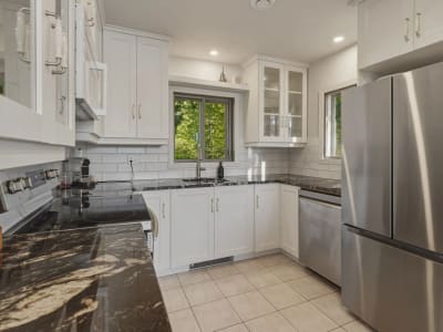Luxury estate at 326 Rue Bordeleau, Magog, QC — photo 15