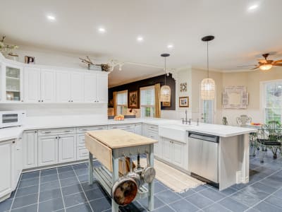 Luxury estate at 1097 Mineral Springs Road, Hamilton, ON — photo 9