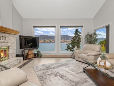 Luxury estate at 7994 Tronson Road, Vernon, BC — photo 6