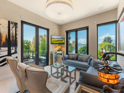 Luxury estate at 2245 Abbott Street, Kelowna, BC — photo 43