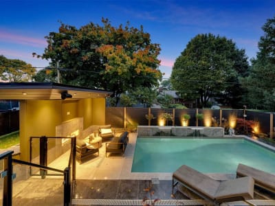 Luxury estate at 16 Ruscoe Cresecent, Toronto — photo 18