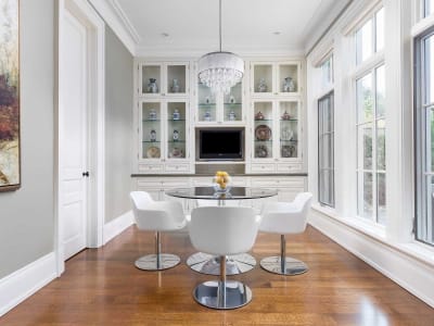 Luxury estate at 2 Montclair Avenue, Toronto — photo 2