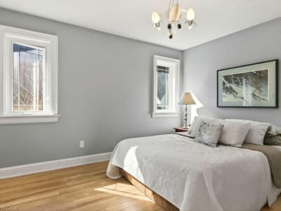 Luxury estate at 389 Clarendon Drive, Hamilton, ON — photo 12