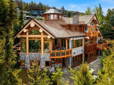 Luxury estate at 3820 Sunridge Drive, Whistler, BC — photo 2