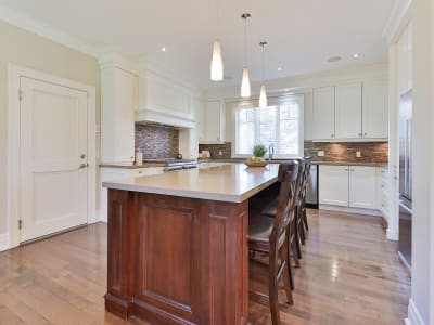 Luxury estate at 80 Oakes Drive, Mississauga, ON — photo 5