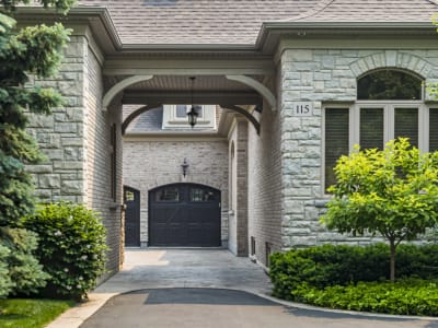Luxury estate at 115 Rosemary Lane, Ancaster, ON — photo 3