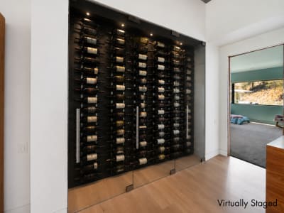 Luxury estate at 732 Highpointe Place, Kelowna, BC — photo 7