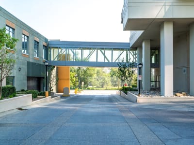 Luxury estate at 99 Spruce Place Southwest #2102, Calgary, AB — photo 10