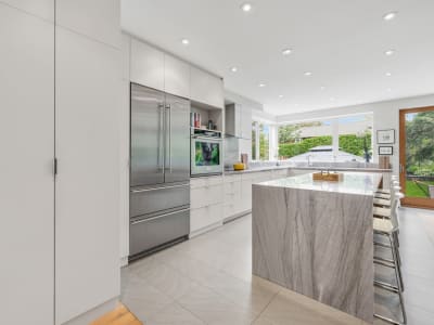 Luxury estate at 8 Firwood Crescent, Toronto, ON — photo 12