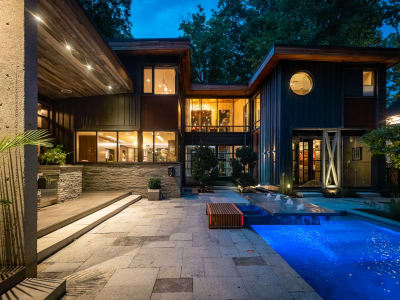 Luxury estate at 123 Kenollie Avenue, Mississauga, ON — photo 9