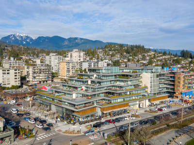 Luxury estate at 206, West Vancouver, BC — photo 2