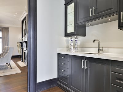 Luxury estate at Burlington — photo 26