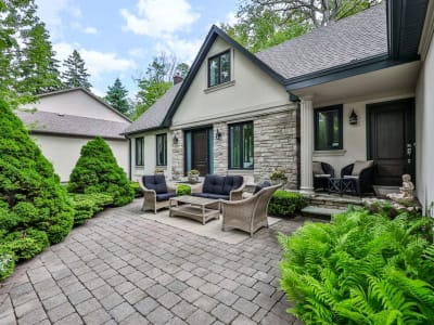 Luxury estate at 208 Mineola Road West, Mississauga, ON — photo 4