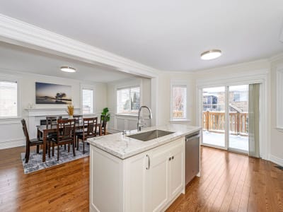 Luxury estate at 84 Sproule Drive, Barrie, ON — photo 4