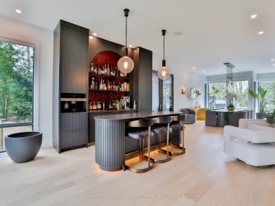 Luxury estate at 1102 Crestview Street, Oakville, ON — photo 11