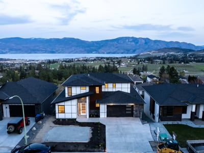 Luxury estate at 2807 Copper Ridge Drive, West Kelowna, BC — photo 1