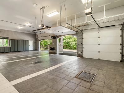 Luxury estate at 708 Rue des Châtaigniers, Boucherville, QC — photo 4