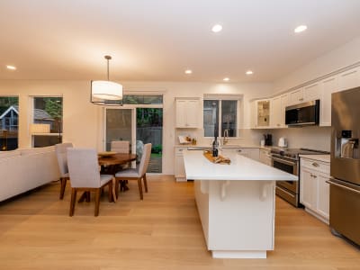 Luxury estate at 39 Holly Drive, Port Moody, BC — photo 12