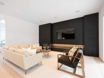 Luxury estate at 2096 Courtland Crescent, Mississauga — photo 10