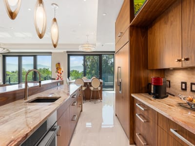 Luxury estate at 2245 Abbott Street, Kelowna, BC — photo 22