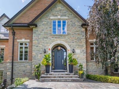 Luxury estate at 32 Daleview Crt, Vaughan — photo 2
