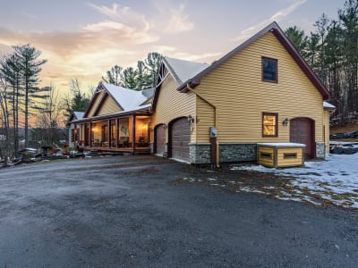 Luxury estate at 265 Rue Rosedale, Ayer's Cliff, QC — photo 43