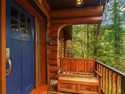 Luxury estate at 325 Bayview Road, Lions Bay, BC — photo 3