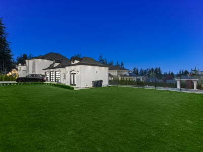 Luxury estate at 14433 28th Avenue, Surrey, BC — photo 7