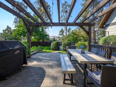 Luxury estate at 2202 26 Street, Vernon, BC — photo 11