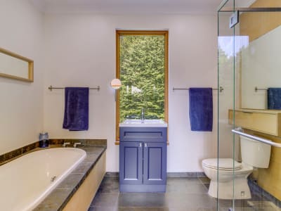 Luxury estate at 24 Chemin des Plaines, Eastman, QC — photo 19
