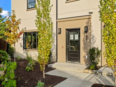 Luxury estate at 1-2957 Conlin Court, Kelowna, BC — photo 3