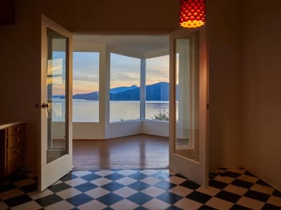 Luxury estate at 150 Panorama Road, Lions Bay, BC — photo 9